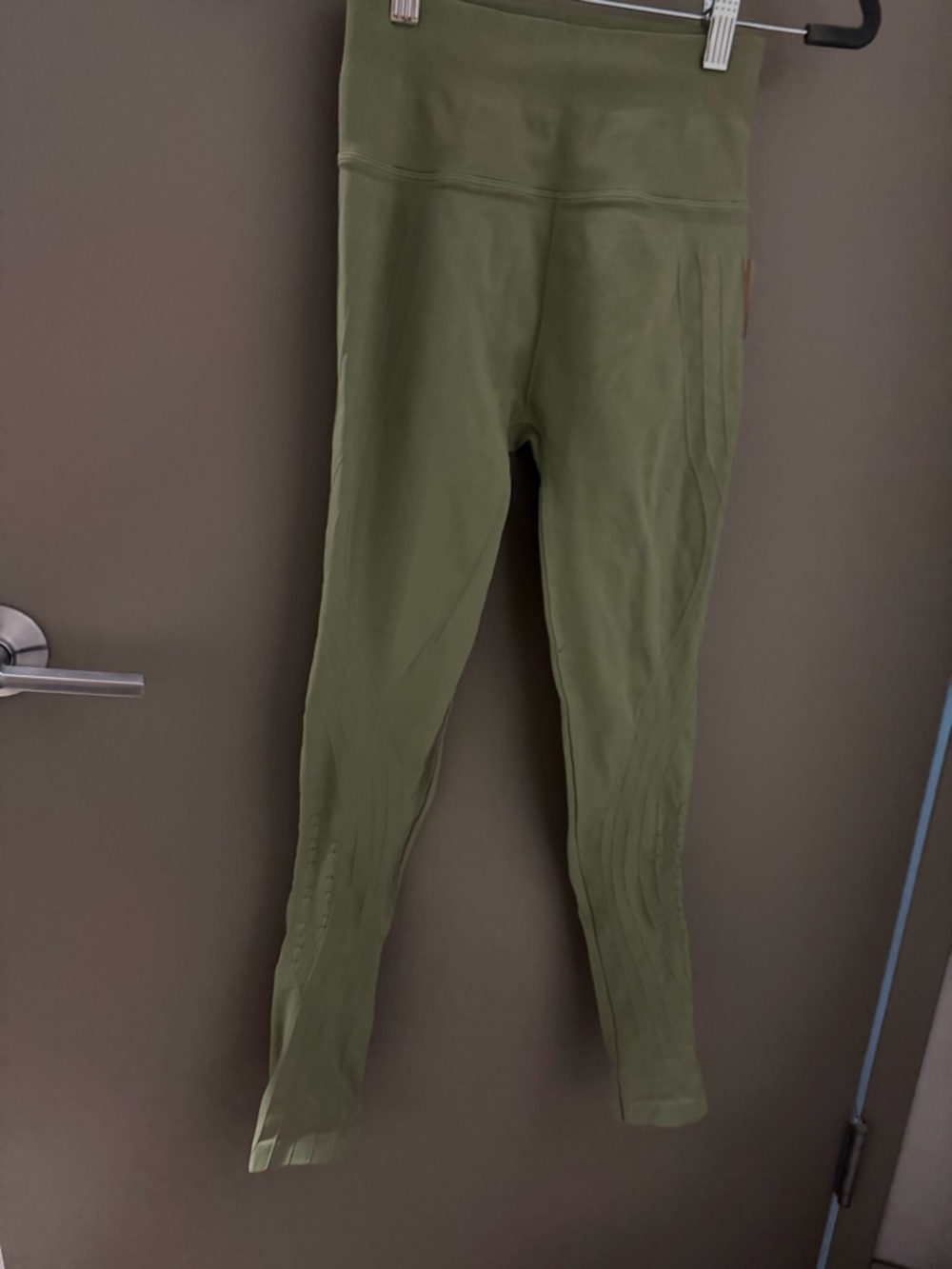 NUX new! High rise Mesa legging!!! NWT S